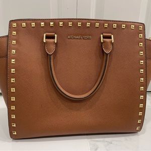 Michael Kors Large Studded Tote: Tan/Caramel & Gold studs